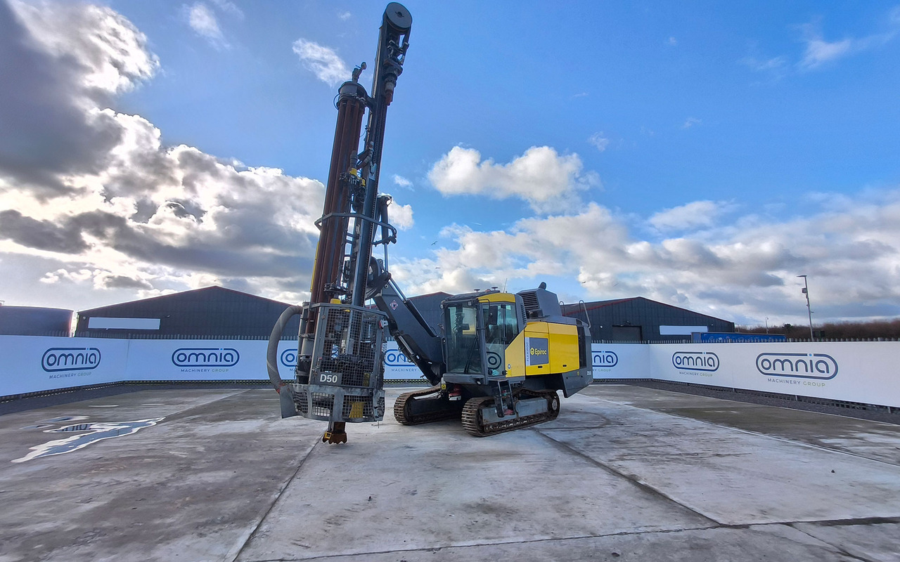 Atlas Copco (Epiroc) FlexiROC D50-10SF - معدات حفر: صورة 1 Atlas Copco (Epiroc) FlexiROC D50-10SF - معدات حفر: صورة 1