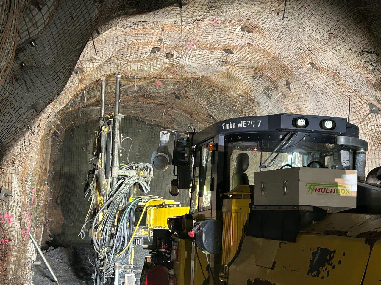 Atlas Copco (Epiroc) Simba ME7C - ماكينة حفر التجاويف الاتجاهية: صورة 4 Atlas Copco (Epiroc) Simba ME7C - ماكينة حفر التجاويف الاتجاهية: صورة 4