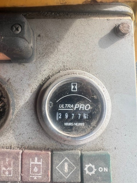 Bitelli SF102 CR - ماكينة الكشط على البارد: صورة 4 Bitelli SF102 CR - ماكينة الكشط على البارد: صورة 4