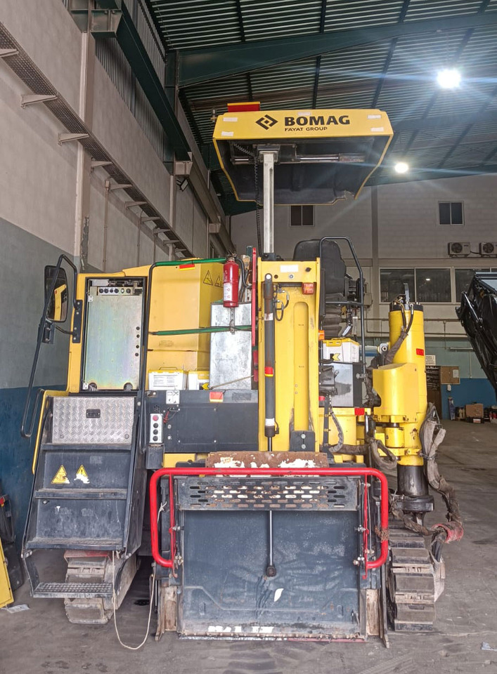 Bomag BM 1300/35 - ماكينة الكشط على البارد: صورة 4 Bomag BM 1300/35 - ماكينة الكشط على البارد: صورة 4
