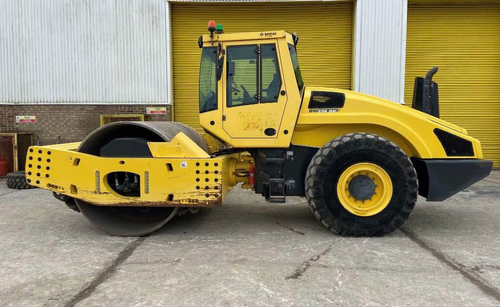 Bomag BW 226 DH-41 BVC - ضاغطة التربة: صورة 2 Bomag BW 226 DH-41 BVC - ضاغطة التربة: صورة 2