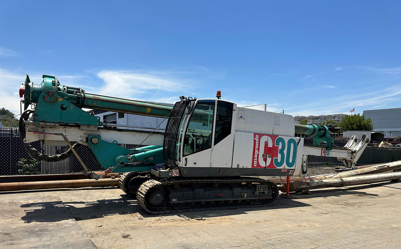 Casagrande C30 - ناقلة الأكوام: صورة 2 Casagrande C30 - ناقلة الأكوام: صورة 2