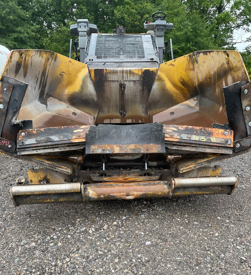 Caterpillar AP655F - راصف أسفلت: صورة 5 Caterpillar AP655F - راصف أسفلت: صورة 5