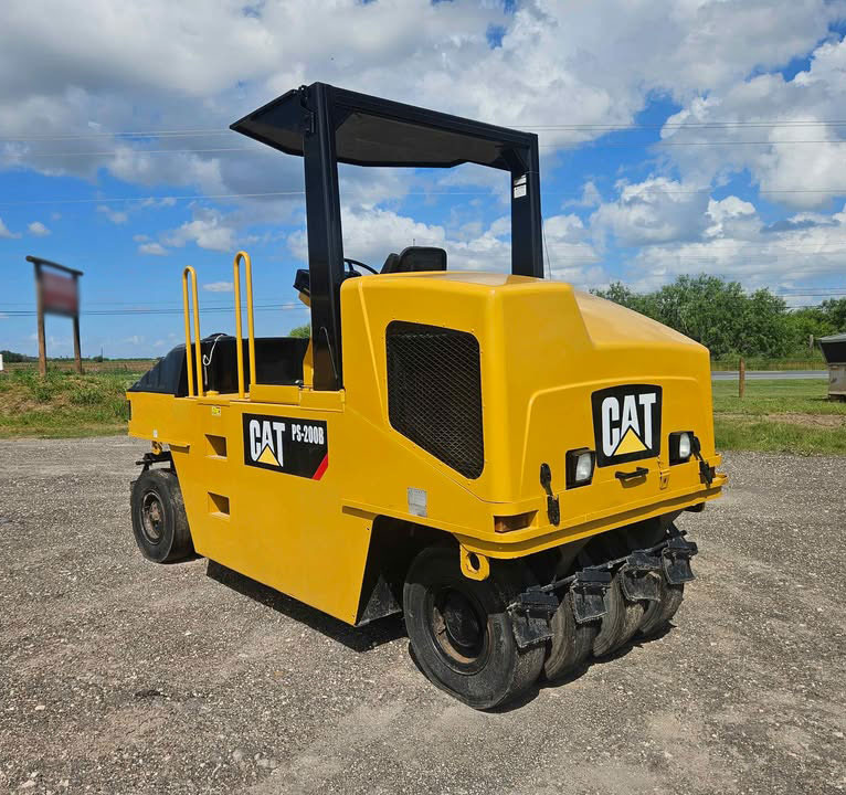 Caterpillar PS-200B - مدحلة: صورة 3 Caterpillar PS-200B - مدحلة: صورة 3
