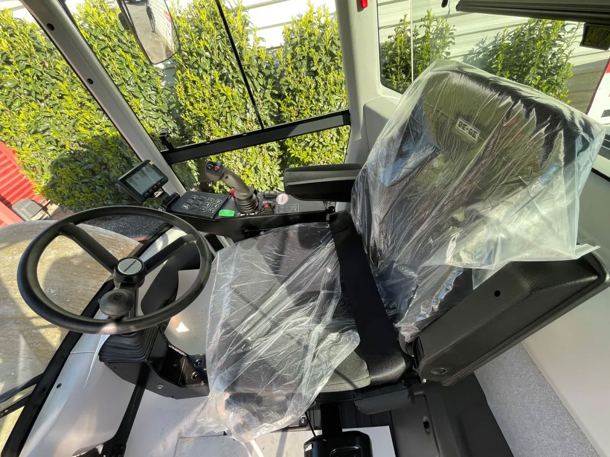 Dynapac CA4000D - مدحلة: صورة 5 Dynapac CA4000D - مدحلة: صورة 5