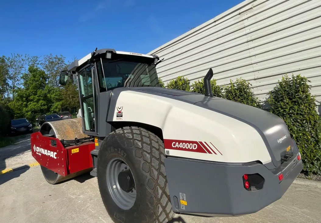 Dynapac CA4000D - مدحلة: صورة 4 Dynapac CA4000D - مدحلة: صورة 4
