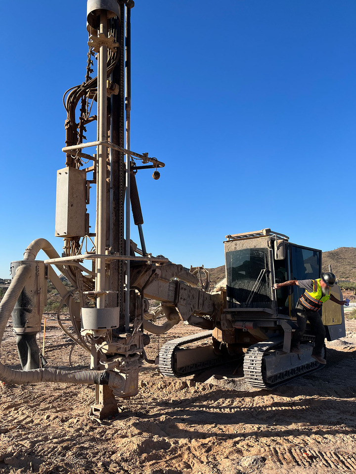 Epiroc PowerROC t50 - معدات حفر: صورة 4 Epiroc PowerROC t50 - معدات حفر: صورة 4