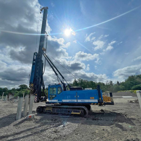 Junttan PM-20LC - ناقلة الأكوام: صورة 1 Junttan PM-20LC - ناقلة الأكوام: صورة 1