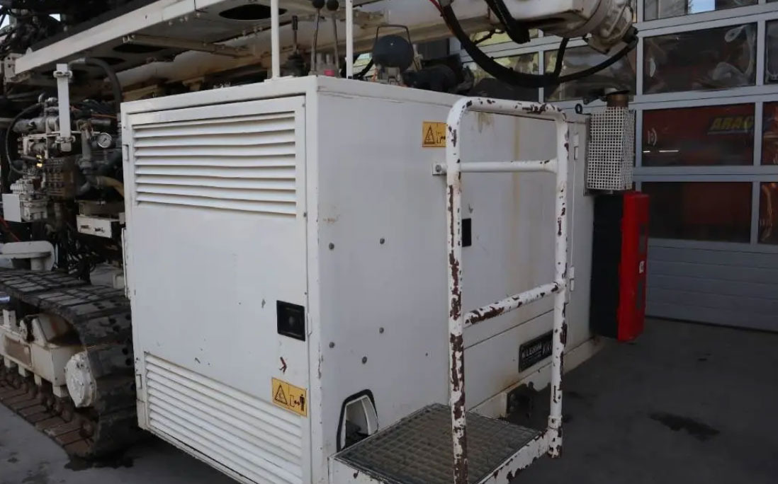 Klemm KR805-1 - معدات حفر: صورة 5 Klemm KR805-1 - معدات حفر: صورة 5