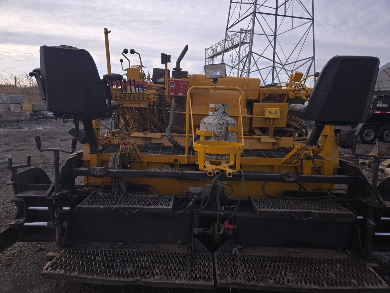 Leeboy 8500 - راصف أسفلت: صورة 5 Leeboy 8500 - راصف أسفلت: صورة 5