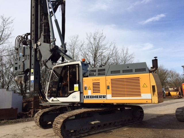 Liebherr LRB 125 XL - ناقلة الأكوام: صورة 1 Liebherr LRB 125 XL - ناقلة الأكوام: صورة 1