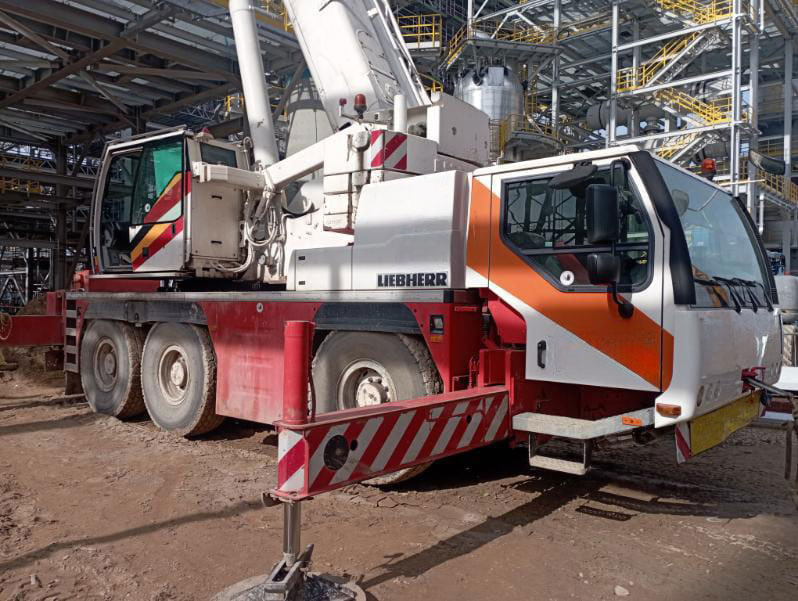 Liebherr LTM 1055-3.2 - موبايل كرين: صورة 1 Liebherr LTM 1055-3.2 - موبايل كرين: صورة 1