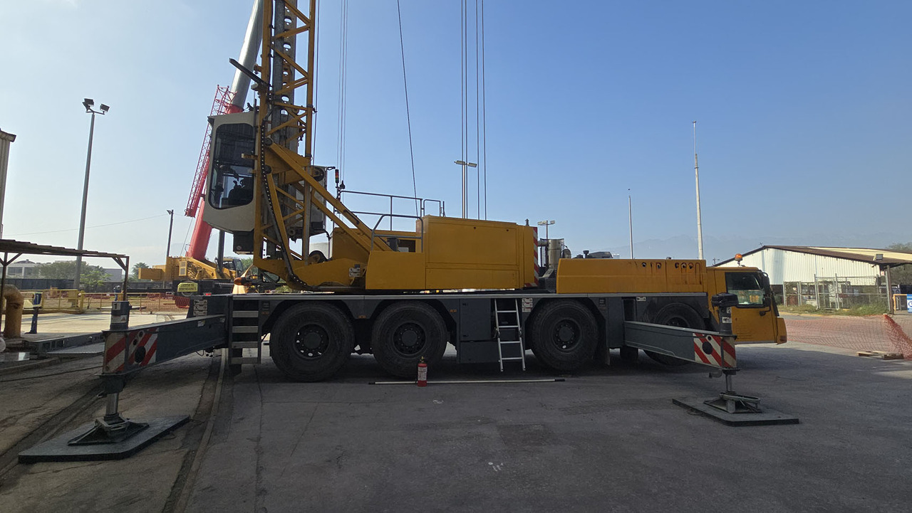 Liebherr MK 88-4.1 - موبايل كرين: صورة 1 Liebherr MK 88-4.1 - موبايل كرين: صورة 1