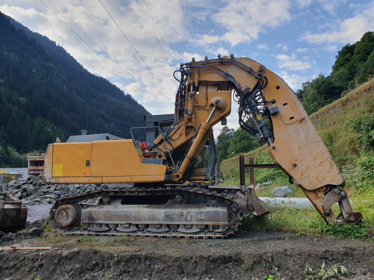 Liebherr R943T - حفار زاحف: صورة 4 Liebherr R943T - حفار زاحف: صورة 4