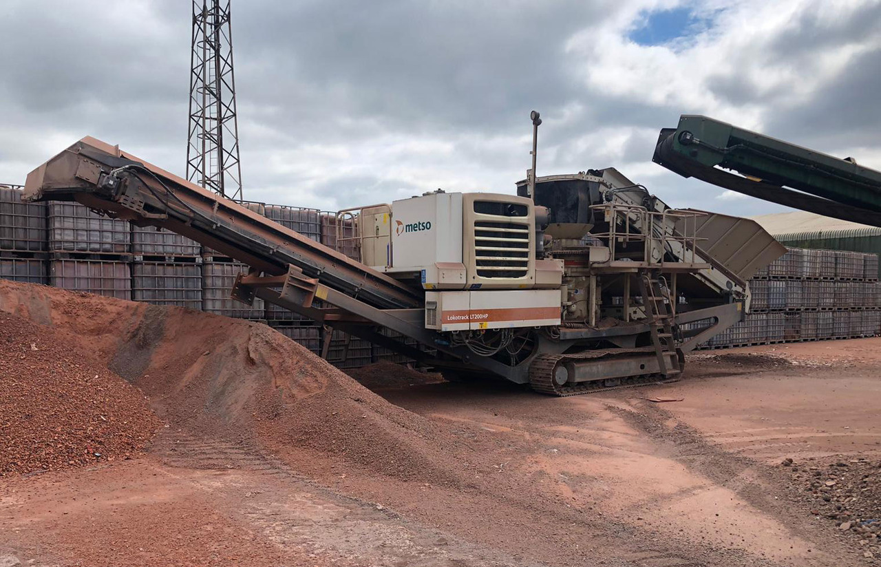 Metso LT200 HP - كسارة مخرو: صورة 2 Metso LT200 HP - كسارة مخرو: صورة 2