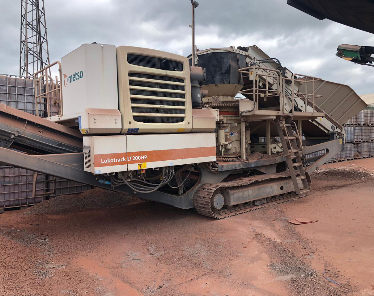 Metso LT200 HP - كسارة مخرو: صورة 4 Metso LT200 HP - كسارة مخرو: صورة 4