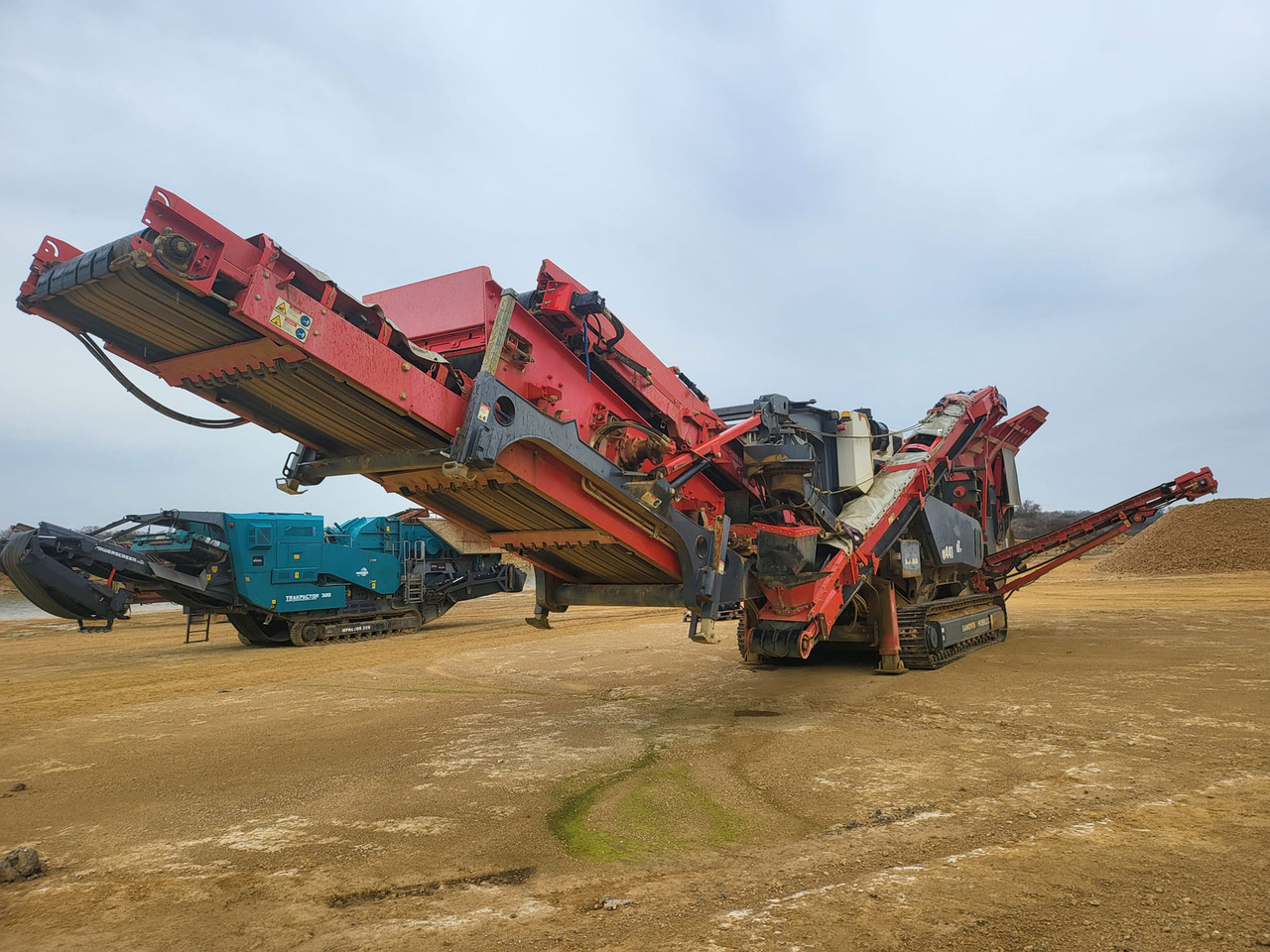 Sandvik QI441 HSSD - كسارة التصادمية: صورة 5 Sandvik QI441 HSSD - كسارة التصادمية: صورة 5