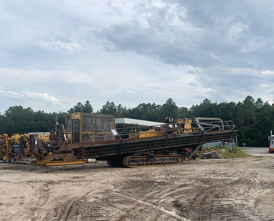 Vermeer D330x500 - ماكينة حفر التجاويف الاتجاهية: صورة 1 Vermeer D330x500 - ماكينة حفر التجاويف الاتجاهية: صورة 1