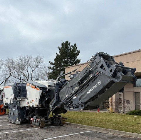 Wirtgen W 200 Fi - ماكينة الكشط على البارد: صورة 4 Wirtgen W 200 Fi - ماكينة الكشط على البارد: صورة 4