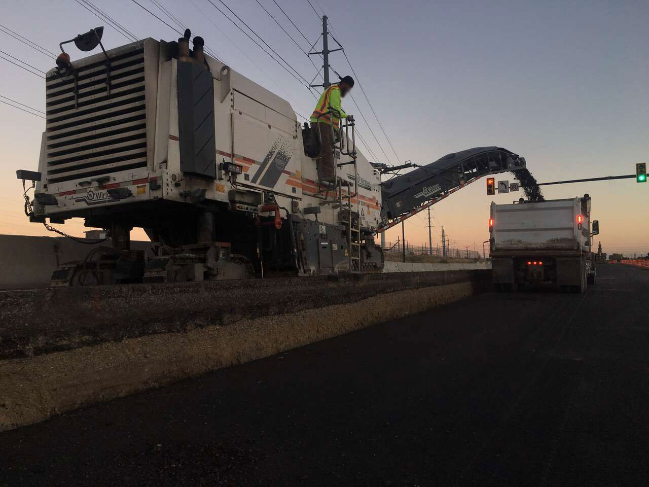 Wirtgen W 2000 - ماكينة الكشط على البارد: صورة 2 Wirtgen W 2000 - ماكينة الكشط على البارد: صورة 2