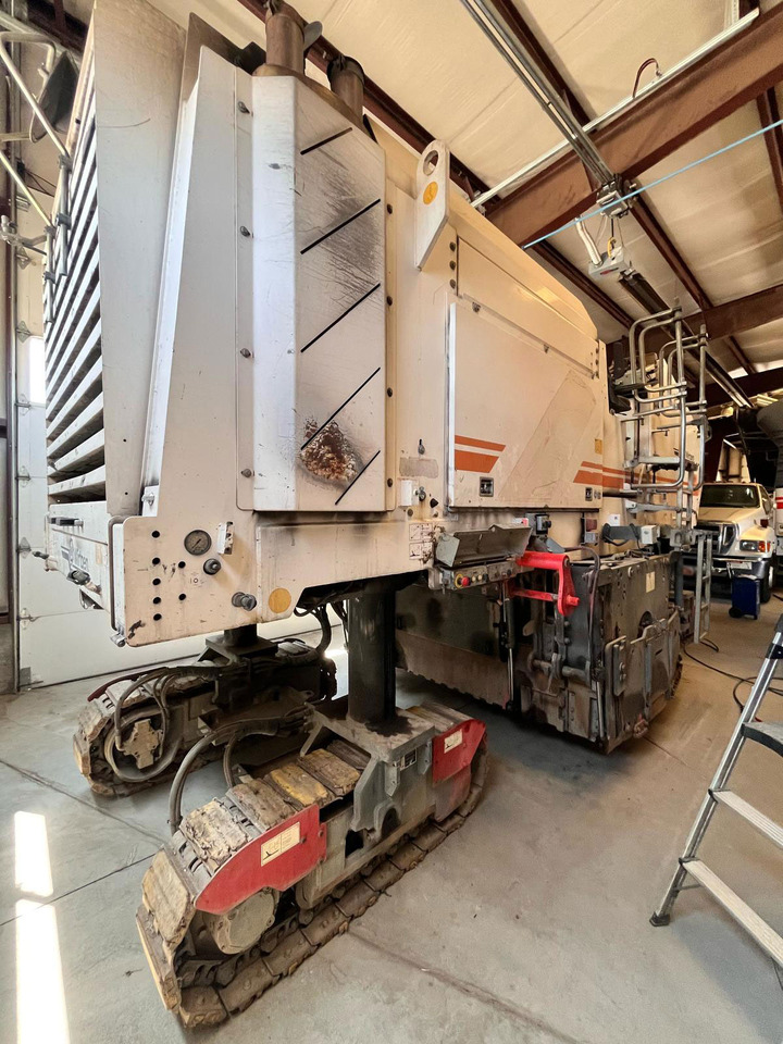 Wirtgen W 2000 - ماكينة الكشط على البارد: صورة 5 Wirtgen W 2000 - ماكينة الكشط على البارد: صورة 5