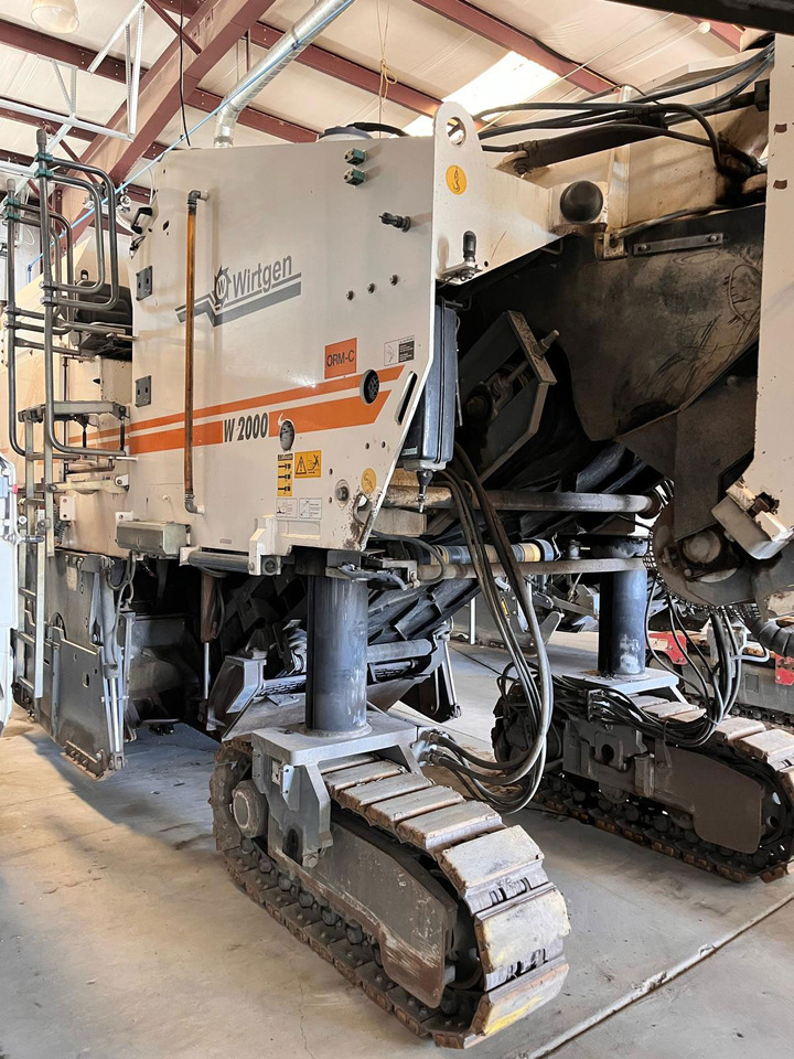 Wirtgen W 2000 - ماكينة الكشط على البارد: صورة 3 Wirtgen W 2000 - ماكينة الكشط على البارد: صورة 3