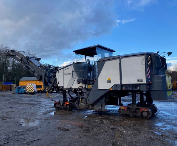 Wirtgen W 210 i - ماكينة الكشط على البارد: صورة 4 Wirtgen W 210 i - ماكينة الكشط على البارد: صورة 4