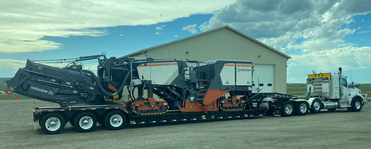 Wirtgen W 220 XFi - ماكينة الكشط على البارد: صورة 1 Wirtgen W 220 XFi - ماكينة الكشط على البارد: صورة 1