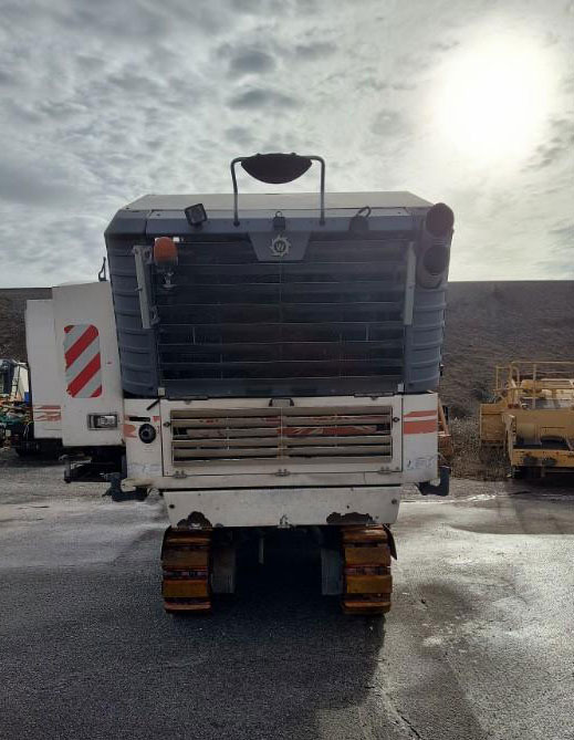Wirtgen W 220 - ماكينة الكشط على البارد: صورة 5 Wirtgen W 220 - ماكينة الكشط على البارد: صورة 5