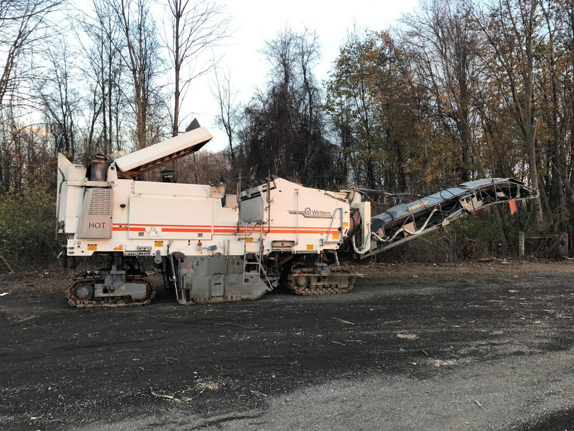 Wirtgen W2000 - ماكينة الكشط على البارد: صورة 1 Wirtgen W2000 - ماكينة الكشط على البارد: صورة 1
