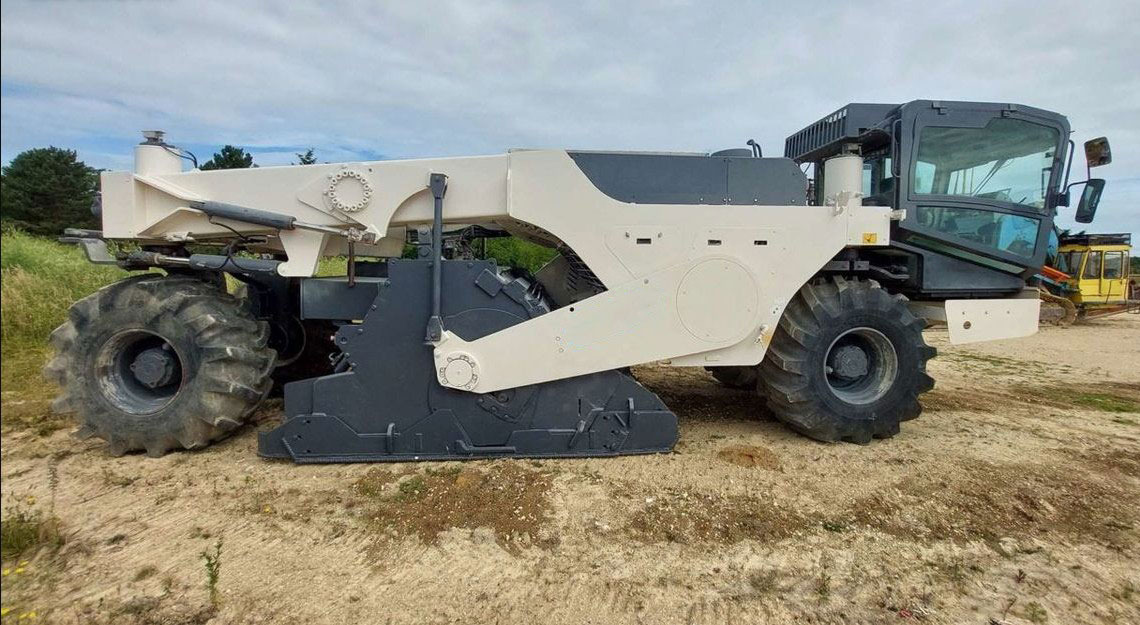 Wirtgen WR 2400 - جهاز تثبيت التربة: صورة 1 Wirtgen WR 2400 - جهاز تثبيت التربة: صورة 1