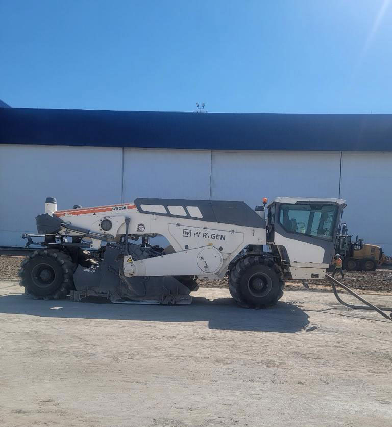 Wirtgen WR 250 I - جهاز تثبيت التربة: صورة 3 Wirtgen WR 250 I - جهاز تثبيت التربة: صورة 3