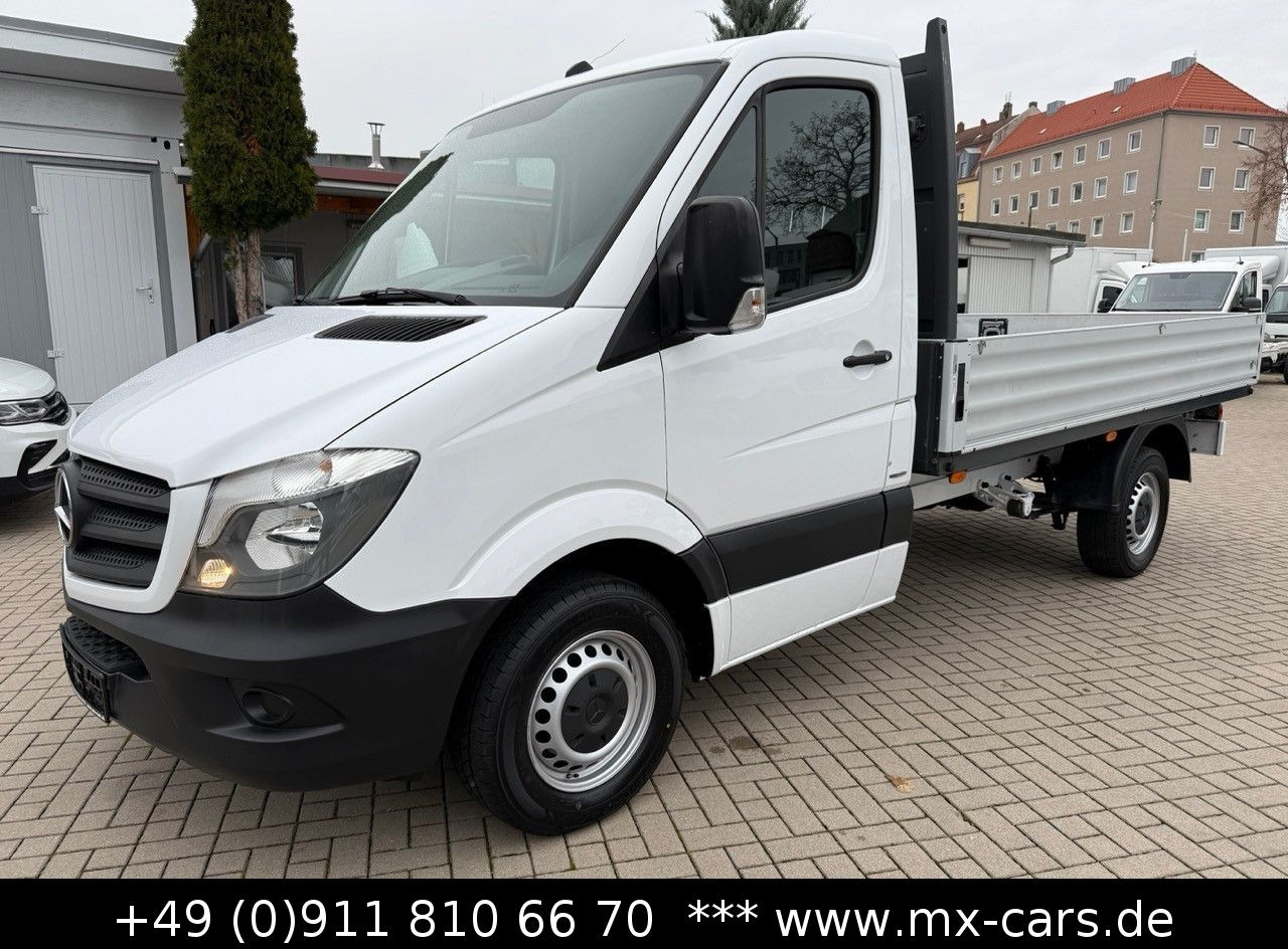 Mercedes-Benz Sprinter 213 Pritsche 3 Sitze Klima AHK No 313-7 - شاحنة توصيل مفتوحة: صورة 1 Mercedes-Benz Sprinter 213 Pritsche 3 Sitze Klima AHK No 313-7 - شاحنة توصيل مفتوحة: صورة 1