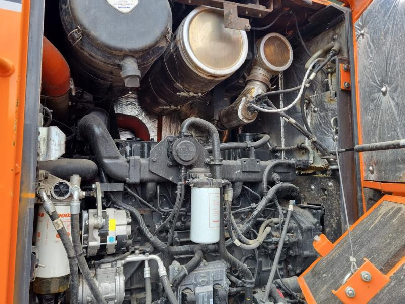 DOOSAN DL300 DL300 - اللودر بعجل: صورة 5 DOOSAN DL300 DL300 - اللودر بعجل: صورة 5