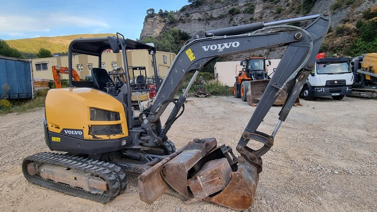 Volvo ECR35D - حفار صغير: صورة 3 Volvo ECR35D - حفار صغير: صورة 3