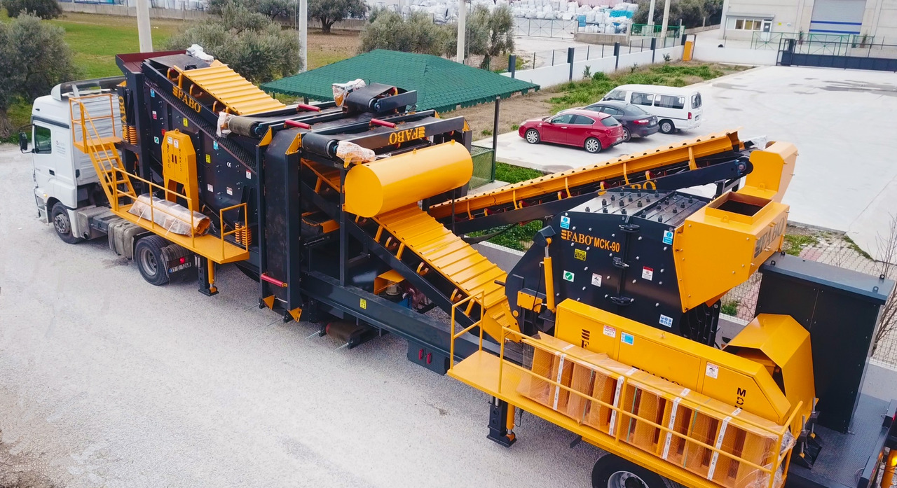 FABO Mobile crusher - كسارة متحركه: صورة 5 FABO Mobile crusher - كسارة متحركه: صورة 5