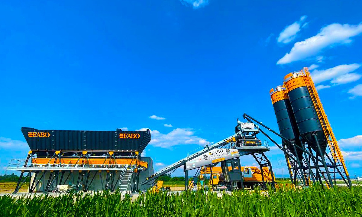 FABO compact concrete plant - آلة الخرسانة: صورة 3 FABO compact concrete plant - آلة الخرسانة: صورة 3