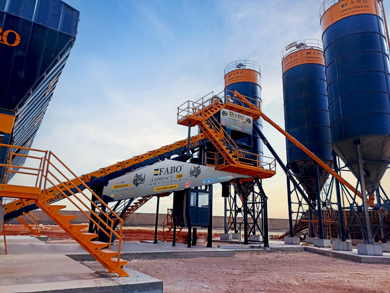 FABO compact concrete plant - آلة الخرسانة: صورة 5 FABO compact concrete plant - آلة الخرسانة: صورة 5
