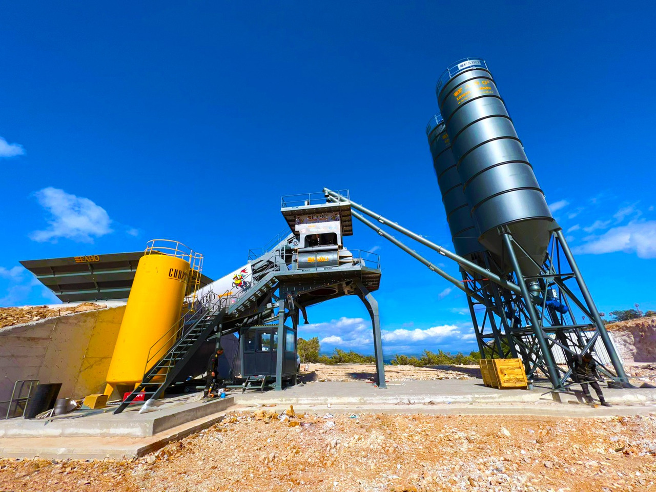 FABO mobile concrete batching plant - آلة الخرسانة: صورة 3 FABO mobile concrete batching plant - آلة الخرسانة: صورة 3