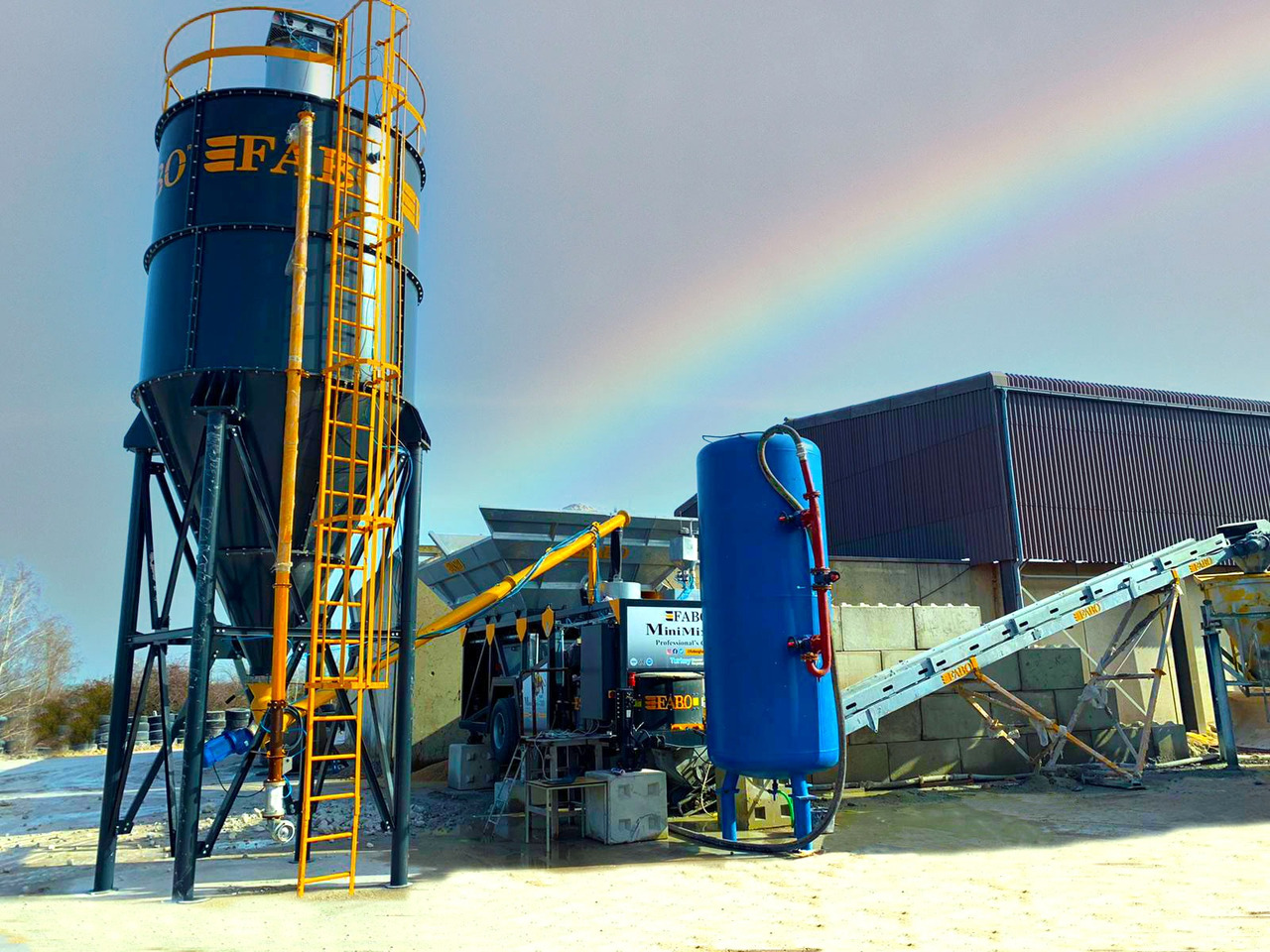 FABO mobile concrete batching plant - آلة الخرسانة: صورة 2 FABO mobile concrete batching plant - آلة الخرسانة: صورة 2