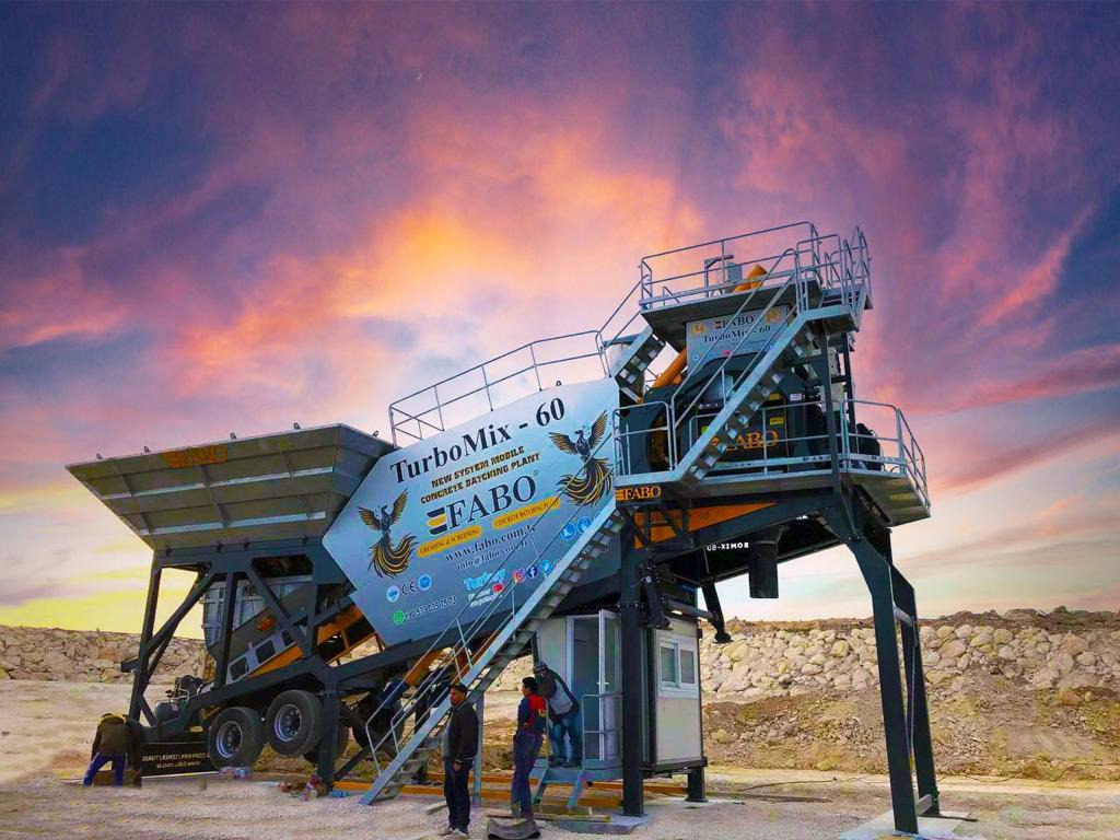 FABO mobile concrete batching plant - آلة الخرسانة: صورة 1 FABO mobile concrete batching plant - آلة الخرسانة: صورة 1