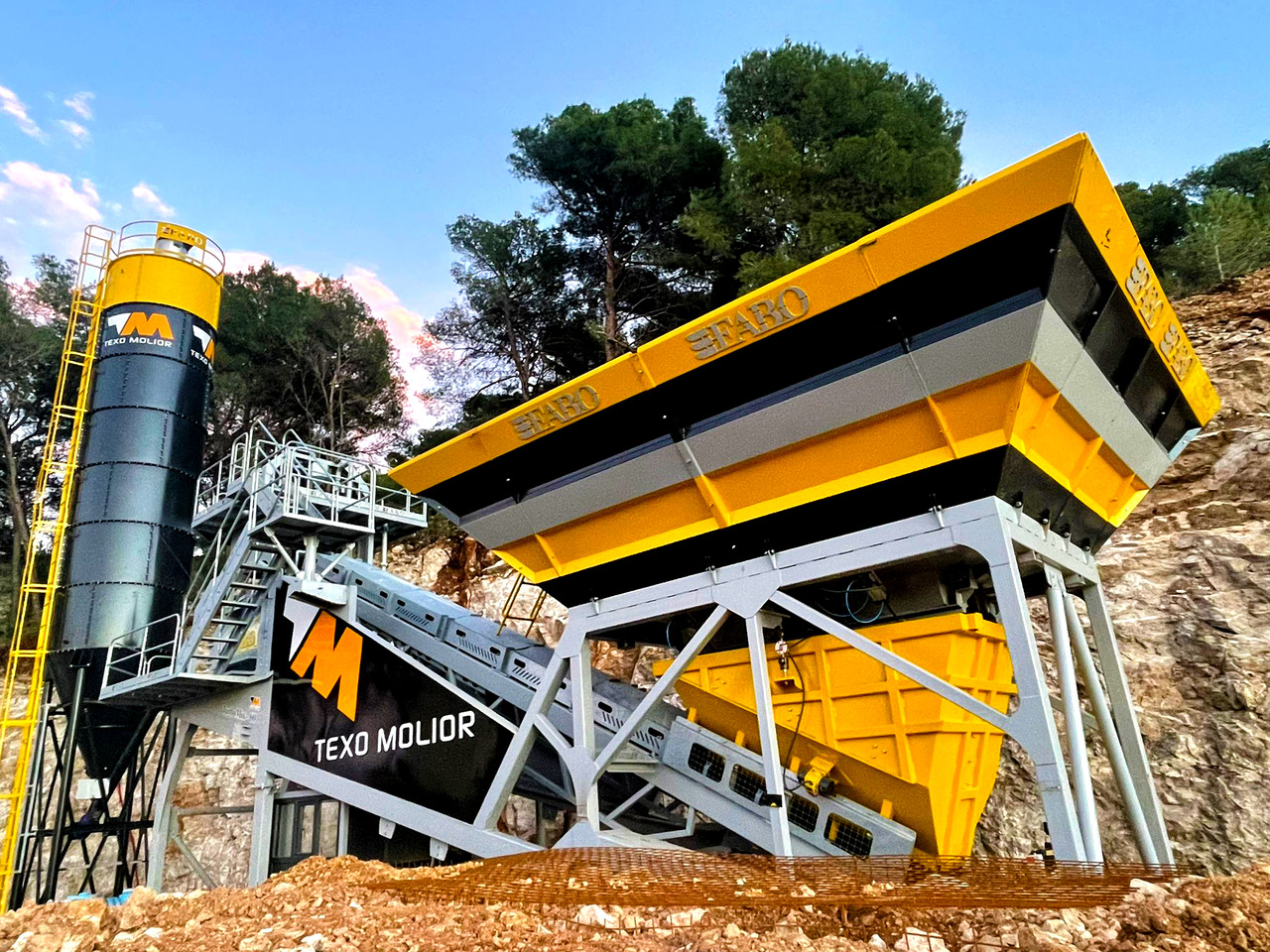 FABO mobile concrete batching plant - آلة الخرسانة: صورة 4 FABO mobile concrete batching plant - آلة الخرسانة: صورة 4