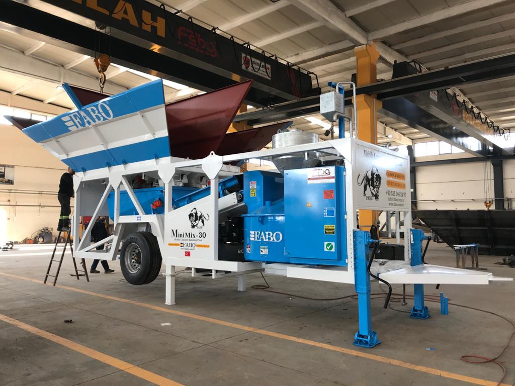 FABO mobile concrete batching plant - آلة الخرسانة: صورة 2 FABO mobile concrete batching plant - آلة الخرسانة: صورة 2