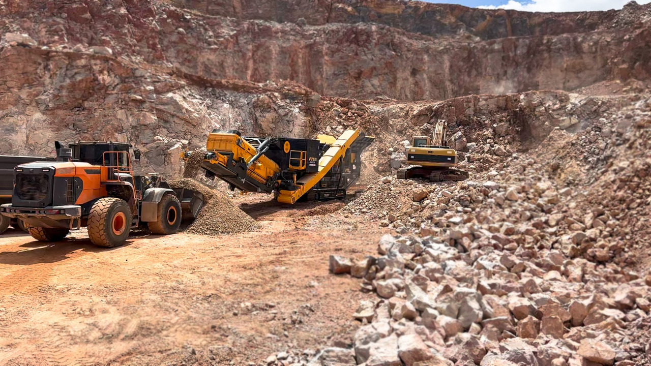 FABO mobile impact crusher - كسارة التصادمية: صورة 5 FABO mobile impact crusher - كسارة التصادمية: صورة 5