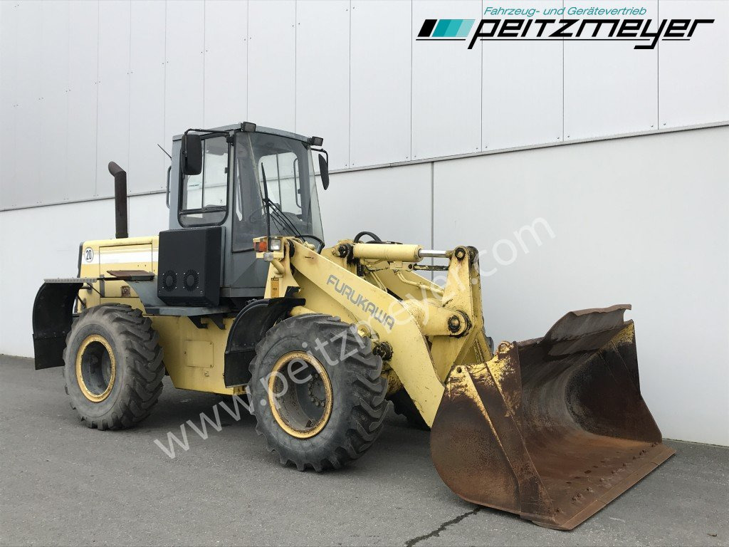 FURUKAWA RADLADER 325 Klima - اللودر بعجل: صورة 2 FURUKAWA RADLADER 325 Klima - اللودر بعجل: صورة 2