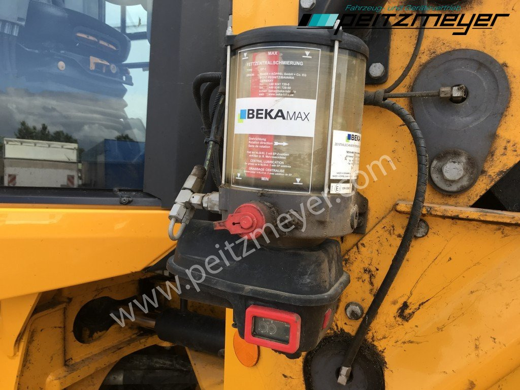 اللودر بعجل JCB RADLADER 435 S: صورة 15
