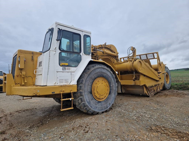 Cat 631 E (3 pieces available soon) - مكشاط: صورة 1 Cat 631 E (3 pieces available soon) - مكشاط: صورة 1