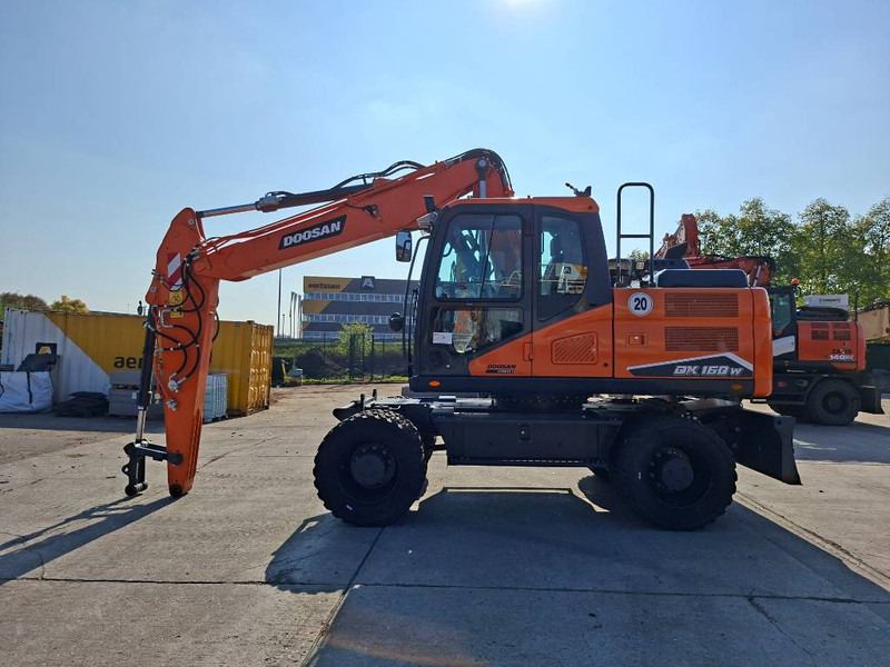 Doosan DX 160 W-7 (EX Demo) - حفار ذو عجلات: صورة 1 Doosan DX 160 W-7 (EX Demo) - حفار ذو عجلات: صورة 1