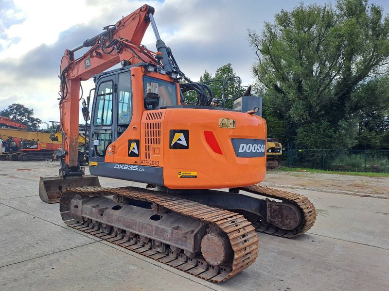 Doosan DX 235 LCR-5 - حفار زاحف: صورة 2 Doosan DX 235 LCR-5 - حفار زاحف: صورة 2