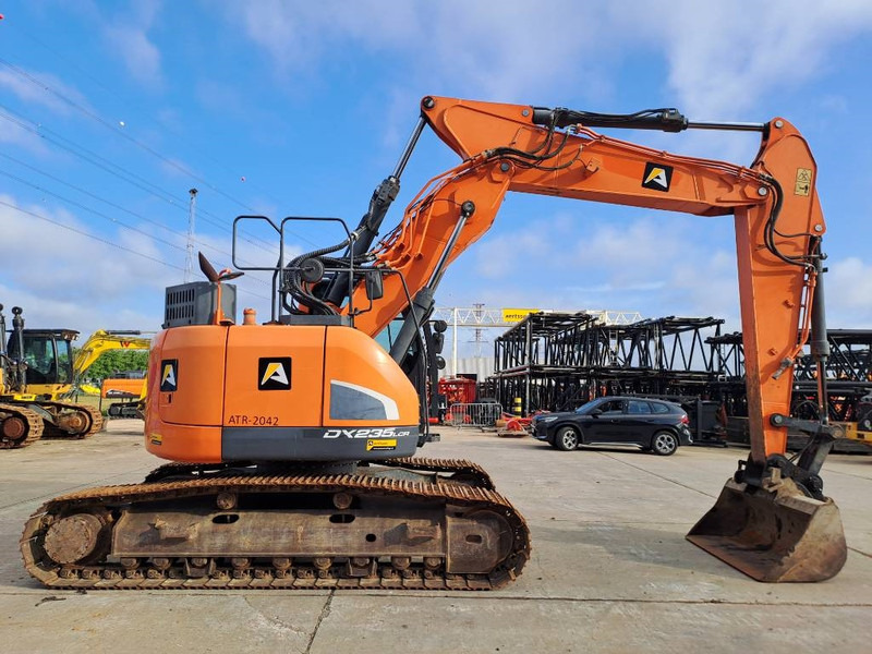 Doosan DX 235 LCR-5 - حفار زاحف: صورة 5 Doosan DX 235 LCR-5 - حفار زاحف: صورة 5